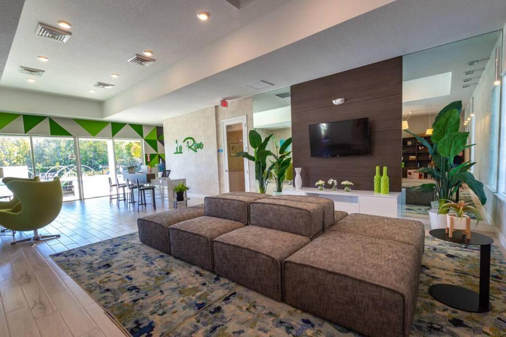 Charming Four Bedrooms Townhome With Private Splash Pool At Le Reve Resort Kissimmee Exterior foto